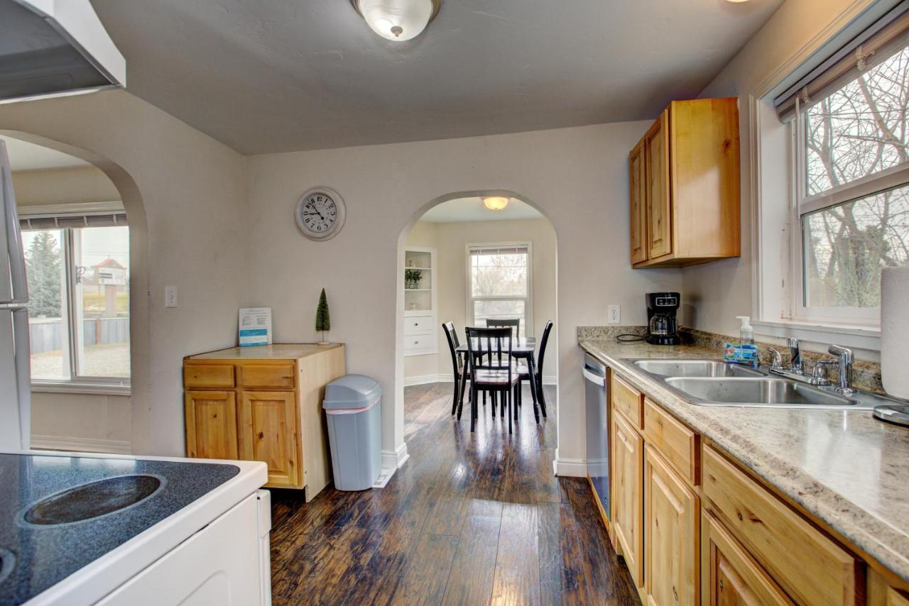 Morningstar Cottage: Pet-Friendly Retreat with RV Space near Snake River Eagle Exterior photo